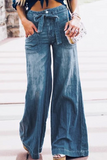 Lässige Boot-Cut-Denim-Jeans mit festem Frenulum und mittlerer Taille