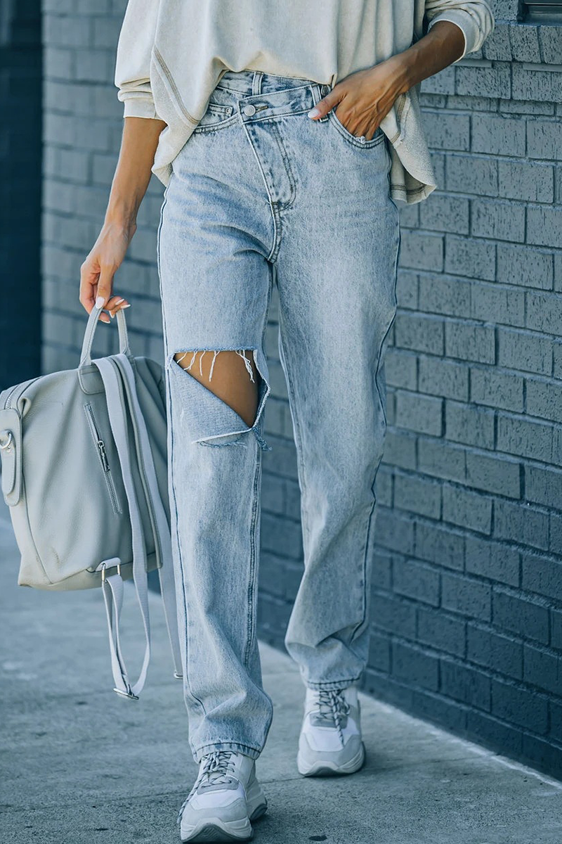 Casual Solid Ripped Straight Denim Jeans
